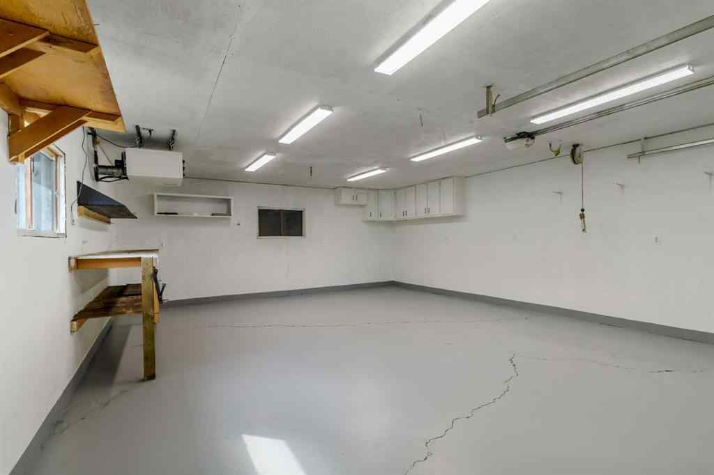 MLS® A2267752 - 109 Rosslyn Street  in Thickwood Fort McMurray, Residential