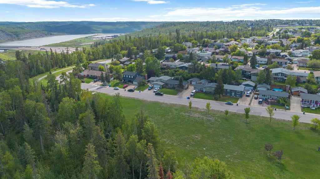 MLS® A2267752 - 109 Rosslyn Street  in Thickwood Fort McMurray, Residential