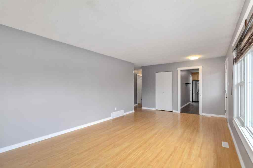 MLS® A2267752 - 109 Rosslyn Street  in Thickwood Fort McMurray, Residential