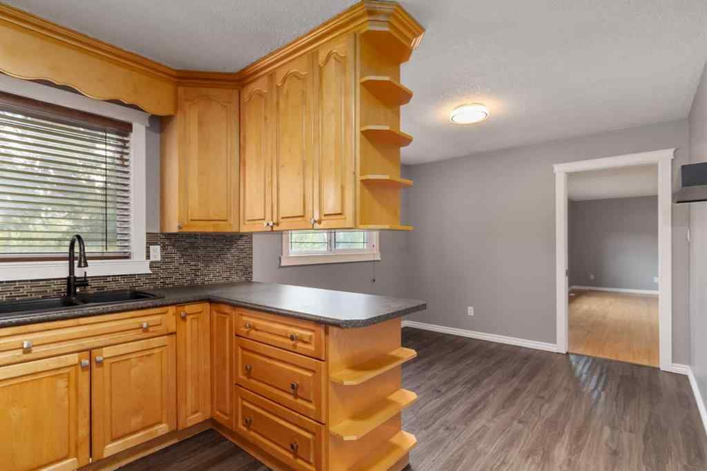 MLS® A2267752 - 109 Rosslyn Street  in Thickwood Fort McMurray, Residential