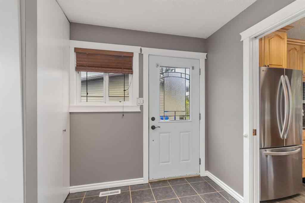 MLS® A2267752 - 109 Rosslyn Street  in Thickwood Fort McMurray, Residential