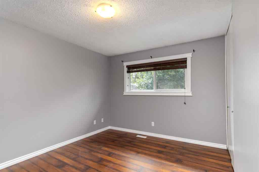 MLS® A2267752 - 109 Rosslyn Street  in Thickwood Fort McMurray, Residential