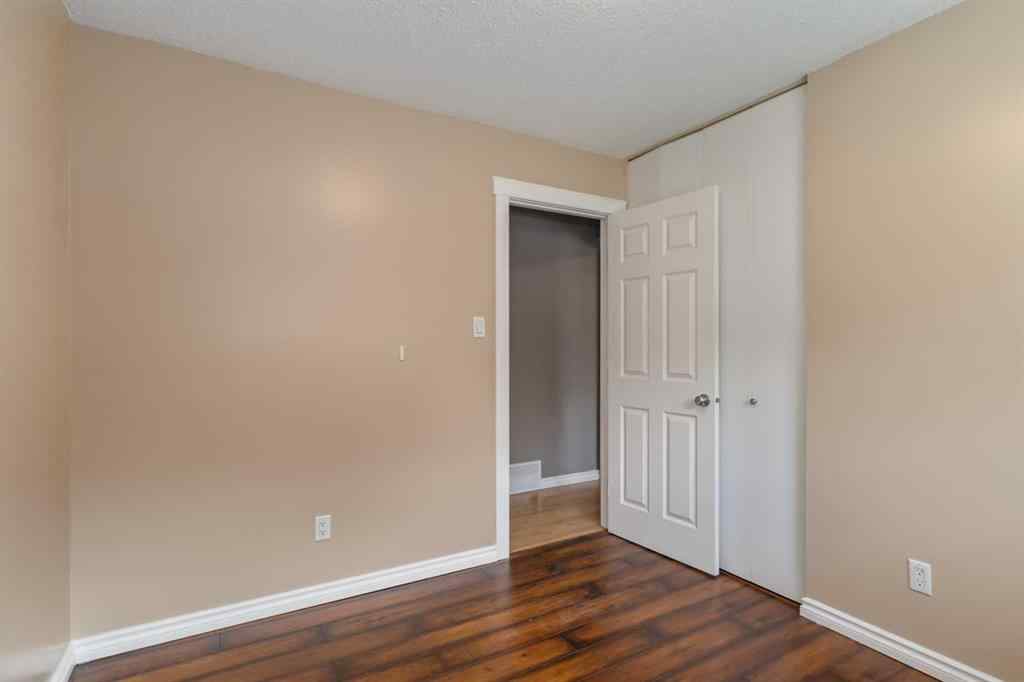 MLS® A2267752 - 109 Rosslyn Street  in Thickwood Fort McMurray, Residential