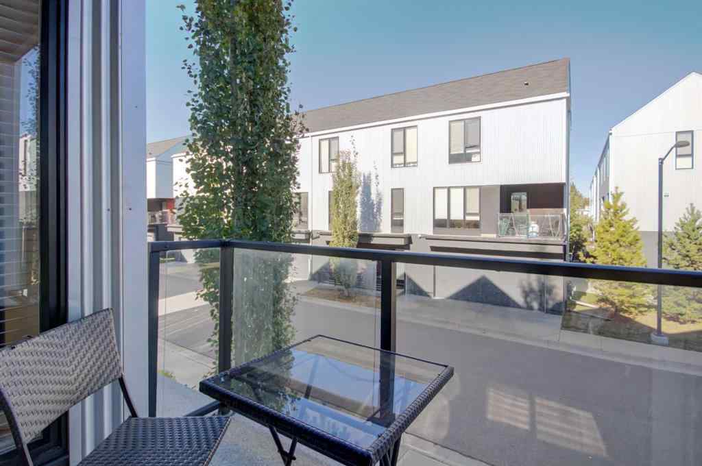 MLS® A2267760 - 7018 34 Avenue NW in Bowness Calgary, Residential