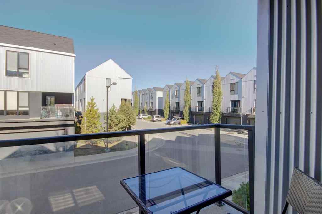 MLS® A2267760 - 7018 34 Avenue NW in Bowness Calgary, Residential