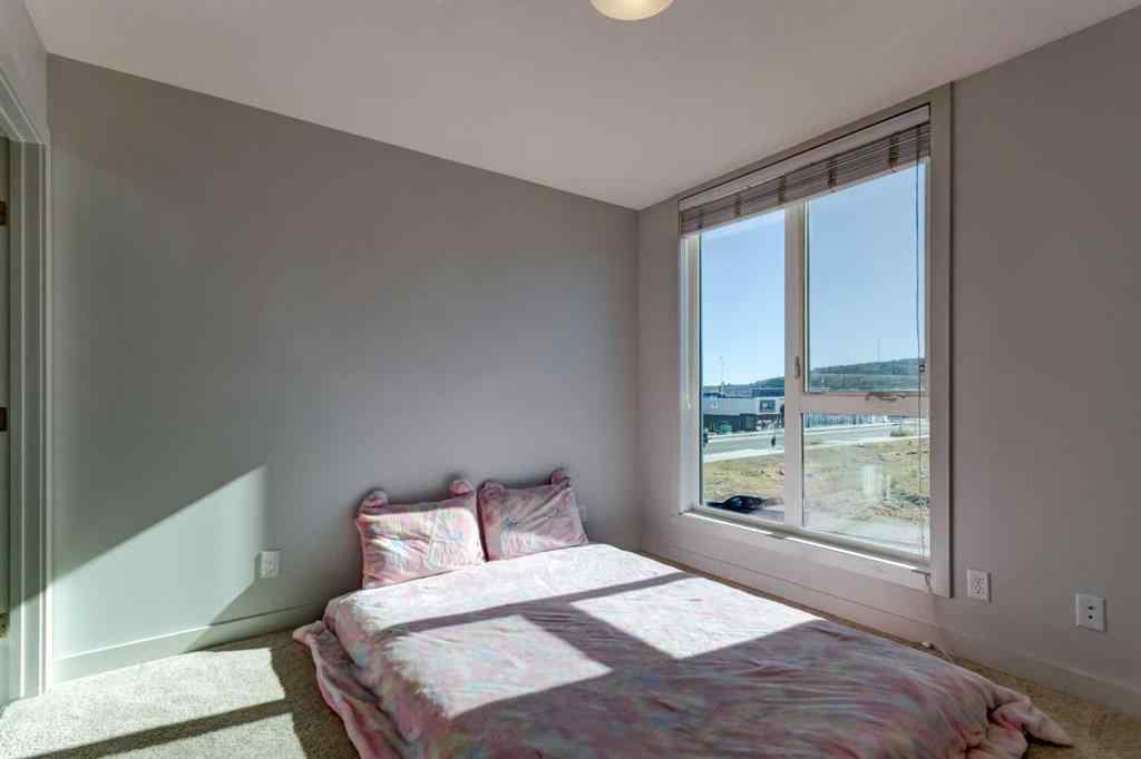 MLS® A2267760 - 7018 34 Avenue NW in Bowness Calgary, Residential