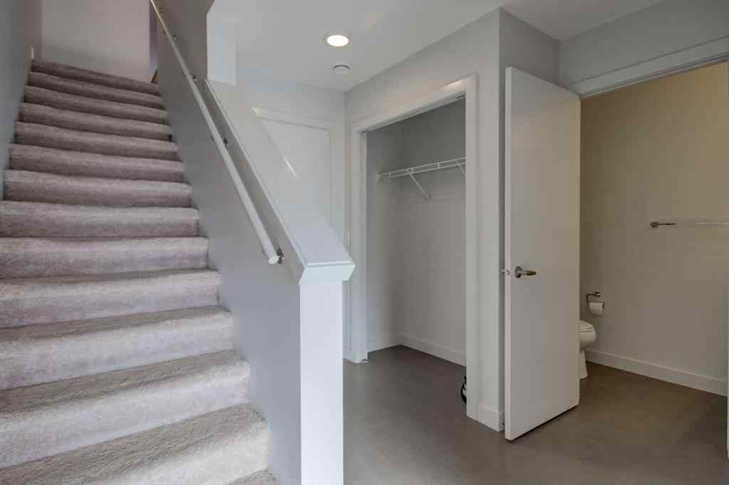 MLS® A2267760 - 7018 34 Avenue NW in Bowness Calgary, Residential