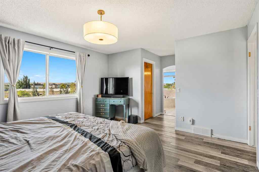 MLS® A2267769 - 216 Stonegate Place NW in Stonegate Airdrie, Residential