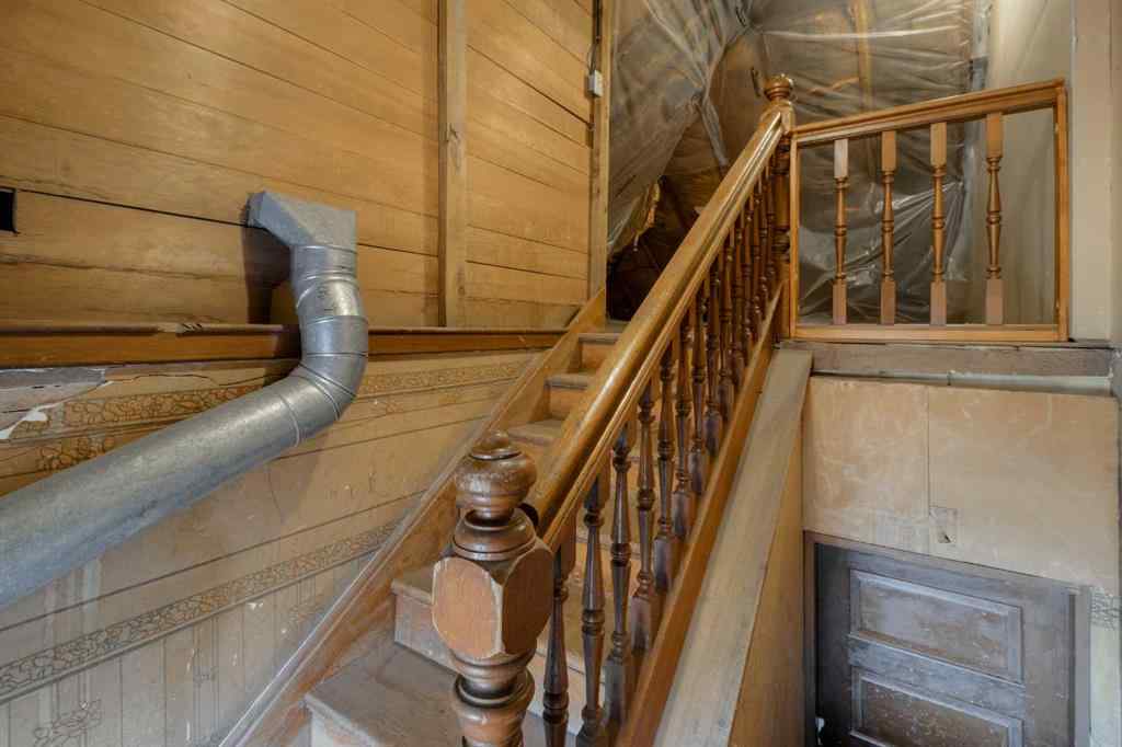 MLS® A2267770 - 316 15 Street S in Victoria Park Lethbridge, Residential