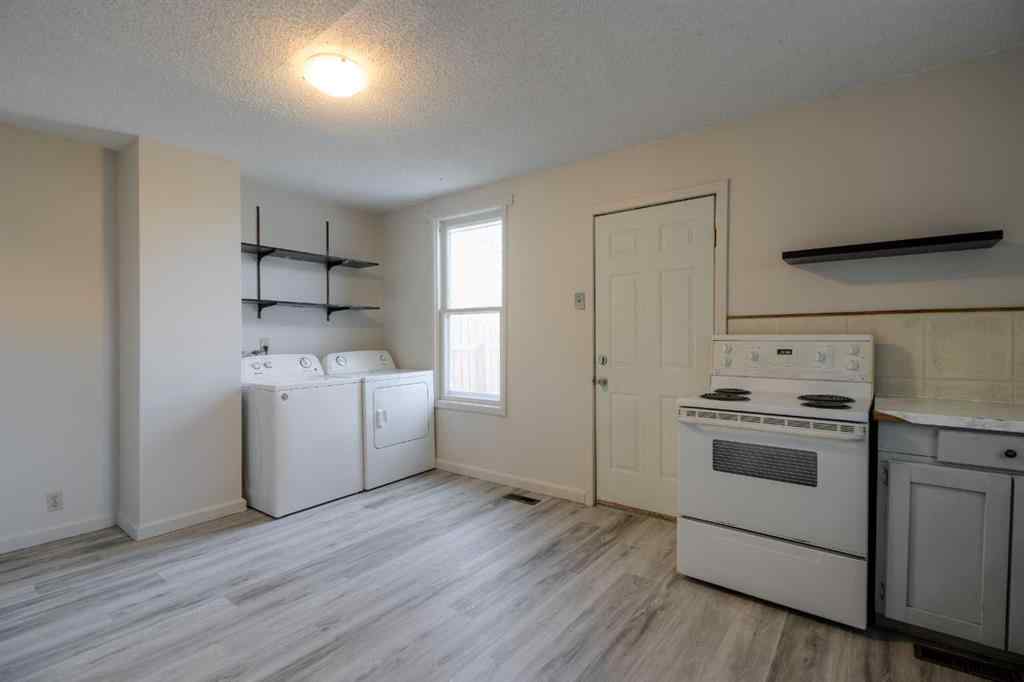 MLS® A2267770 - 316 15 Street S in Victoria Park Lethbridge, Residential