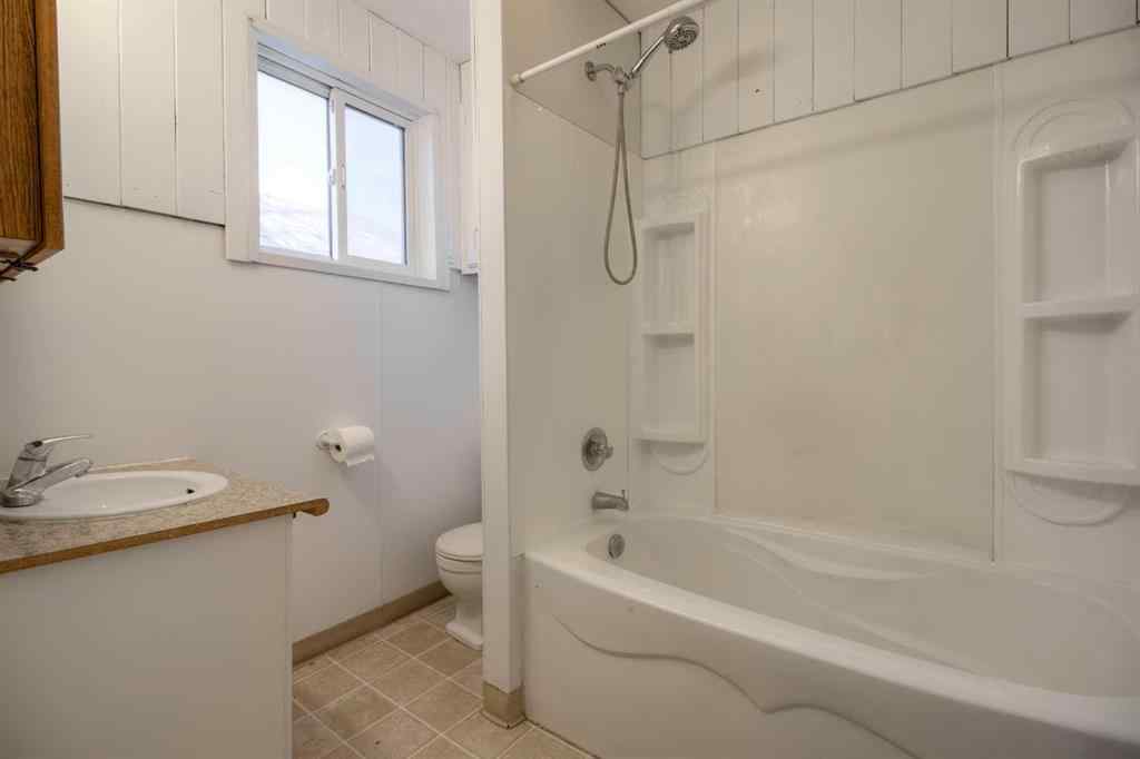 MLS® A2267770 - 316 15 Street S in Victoria Park Lethbridge, Residential