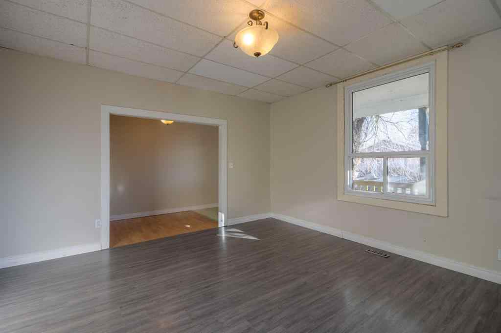 MLS® A2267770 - 316 15 Street S in Victoria Park Lethbridge, Residential