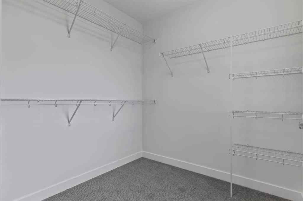 MLS® A2267772 - 90 Heritage Circle  in Heritage Hills Cochrane, Residential