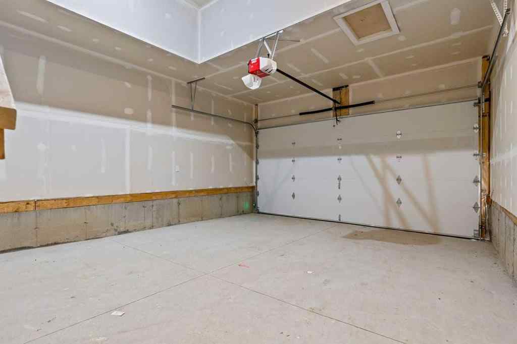 MLS® A2267772 - 90 Heritage Circle  in Heritage Hills Cochrane, Residential