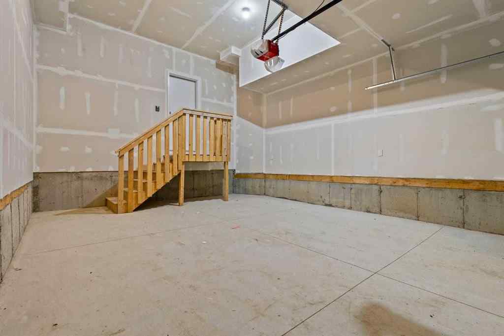 MLS® A2267772 - 90 Heritage Circle  in Heritage Hills Cochrane, Residential