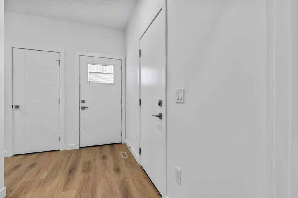 MLS® A2267772 - 90 Heritage Circle  in Heritage Hills Cochrane, Residential