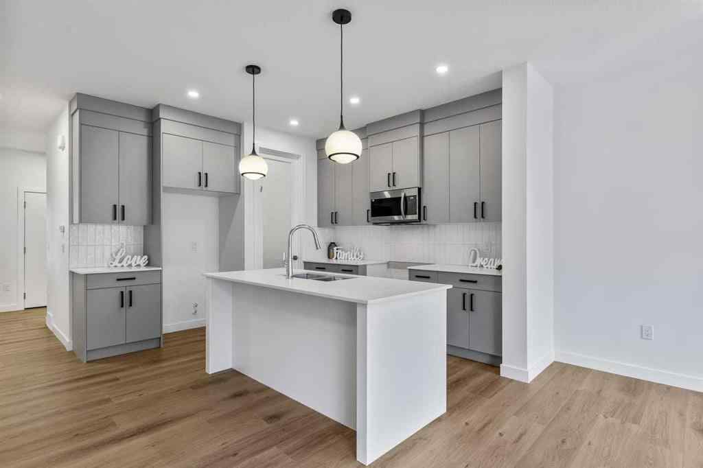 MLS® A2267772 - 90 Heritage Circle  in Heritage Hills Cochrane, Residential