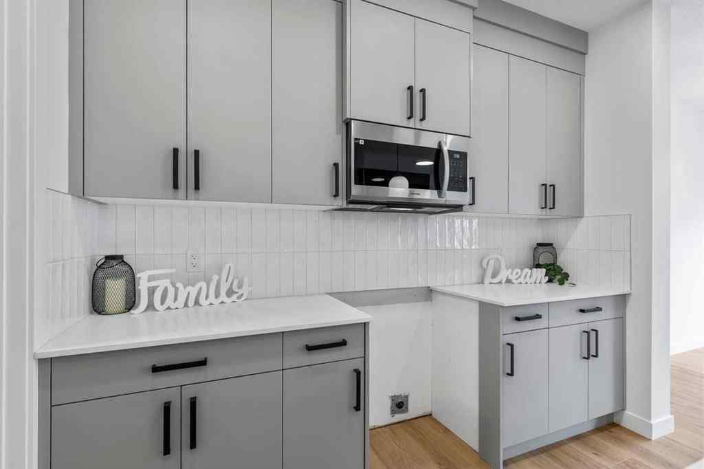 MLS® A2267772 - 90 Heritage Circle  in Heritage Hills Cochrane, Residential