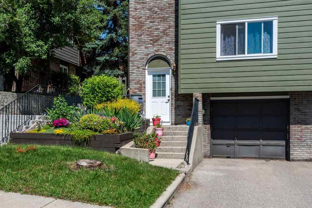 MLS® A2267774 - Unit #17 210 86 Avenue SE in Acadia Calgary, Residential