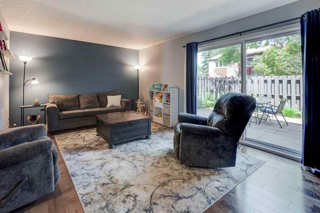 MLS® A2267774 - Unit #17 210 86 Avenue SE in Acadia Calgary, Residential