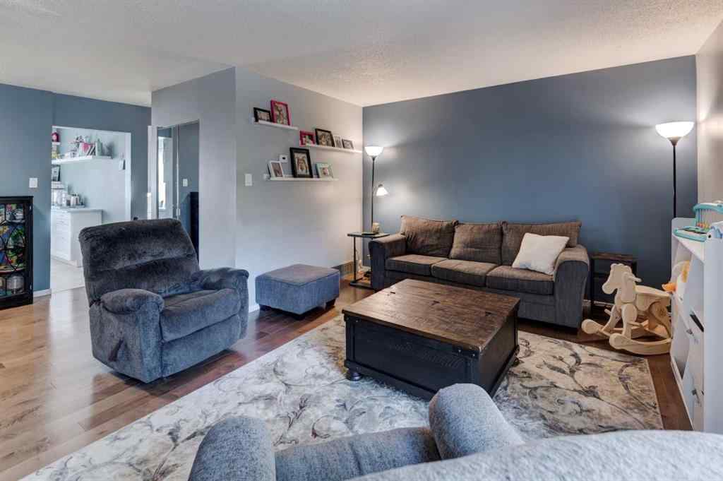 MLS® A2267774 - Unit #17 210 86 Avenue SE in Acadia Calgary, Residential