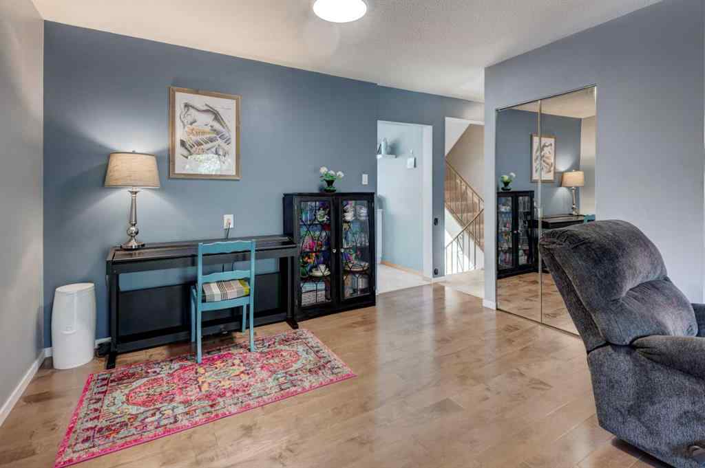 MLS® A2267774 - Unit #17 210 86 Avenue SE in Acadia Calgary, Residential