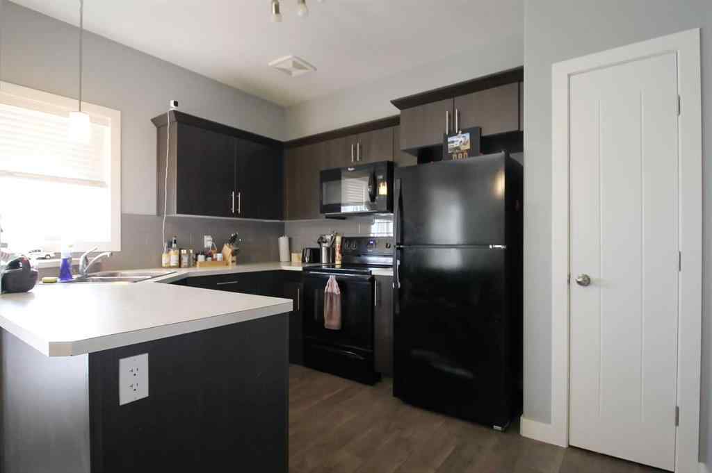 MLS® A2267779 - 21 Crestview Boulevard  in Crestview Sylvan Lake, Residential