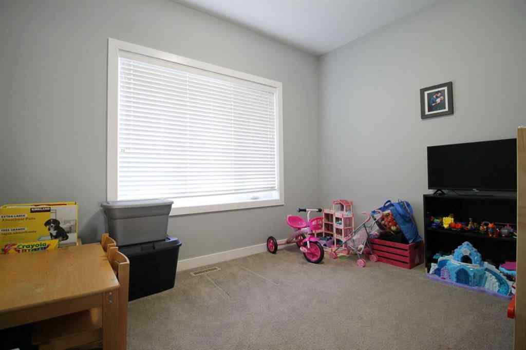 MLS® A2267779 - 21 Crestview Boulevard  in Crestview Sylvan Lake, Residential