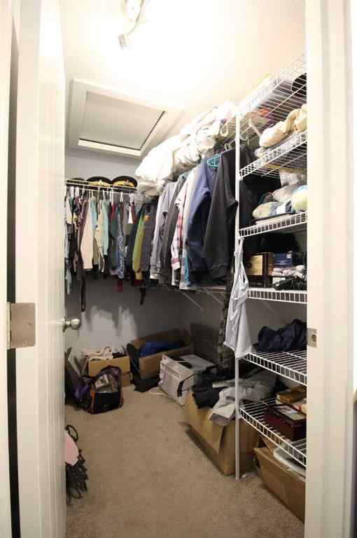 MLS® A2267779 - 21 Crestview Boulevard  in Crestview Sylvan Lake, Residential