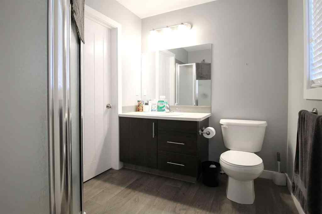 MLS® A2267779 - 21 Crestview Boulevard  in Crestview Sylvan Lake, Residential