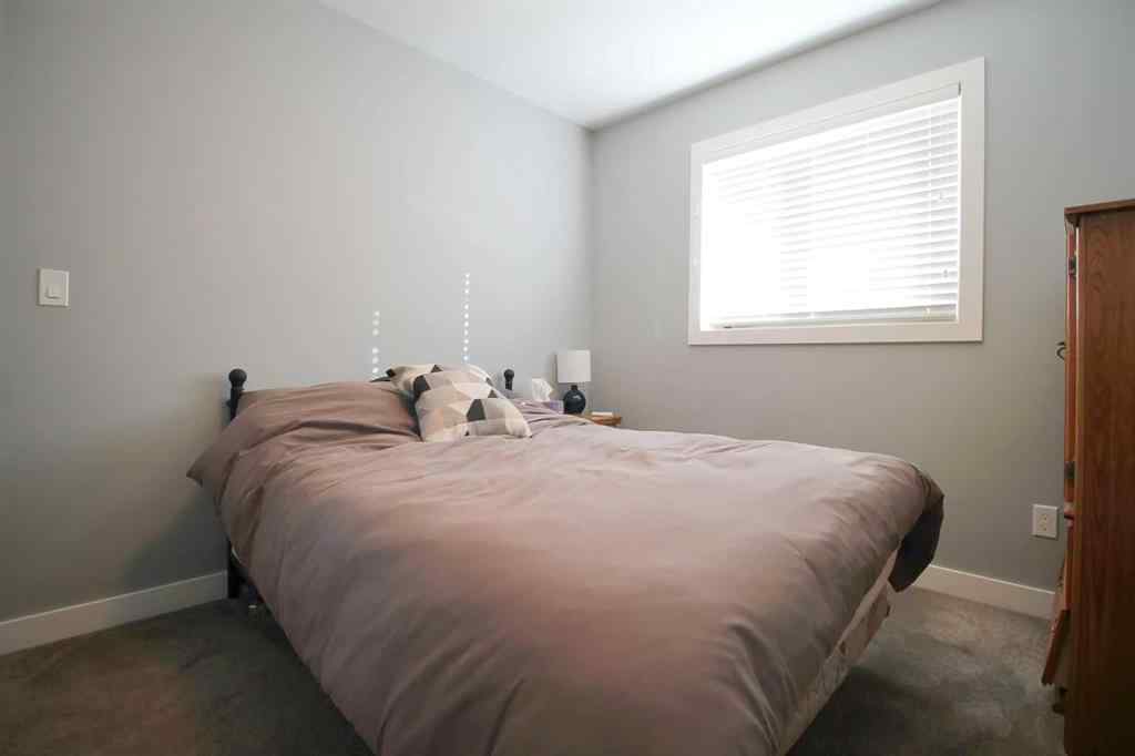 MLS® A2267779 - 21 Crestview Boulevard  in Crestview Sylvan Lake, Residential