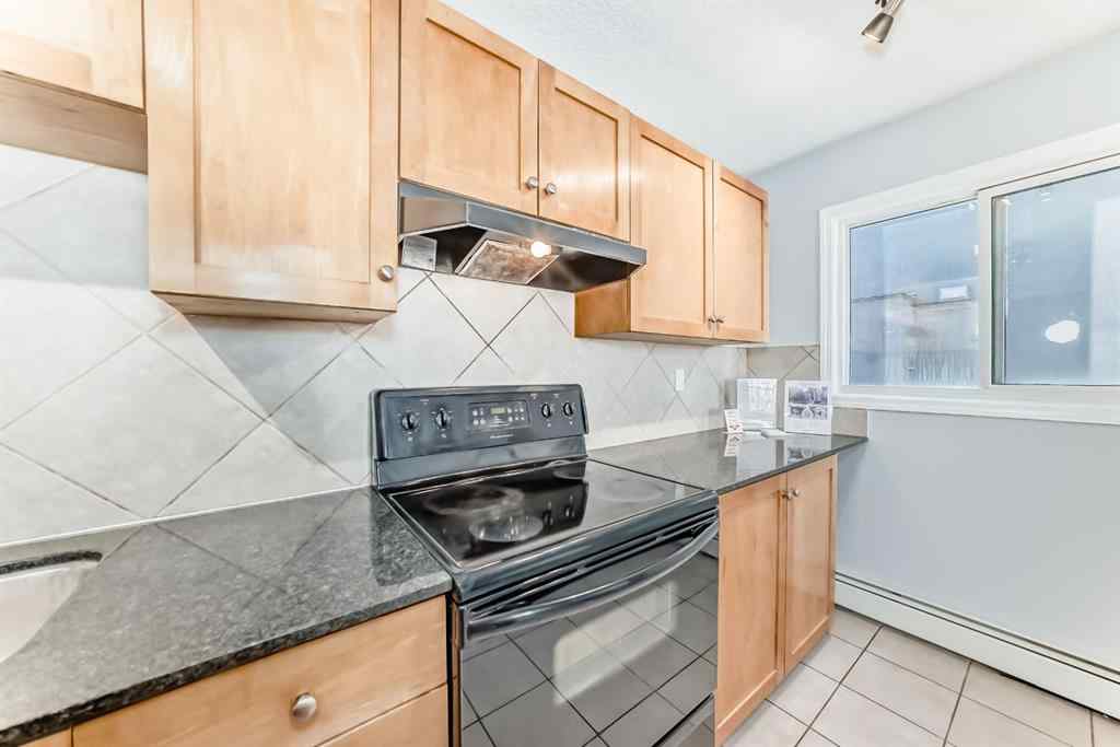 MLS® A2267782 - Unit #401 823 19 Avenue SW in Lower Mount Royal Calgary, Residential