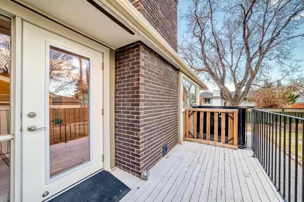 MLS® A2267783 - 255 Parkwood Close SE in Parkland Calgary, Residential