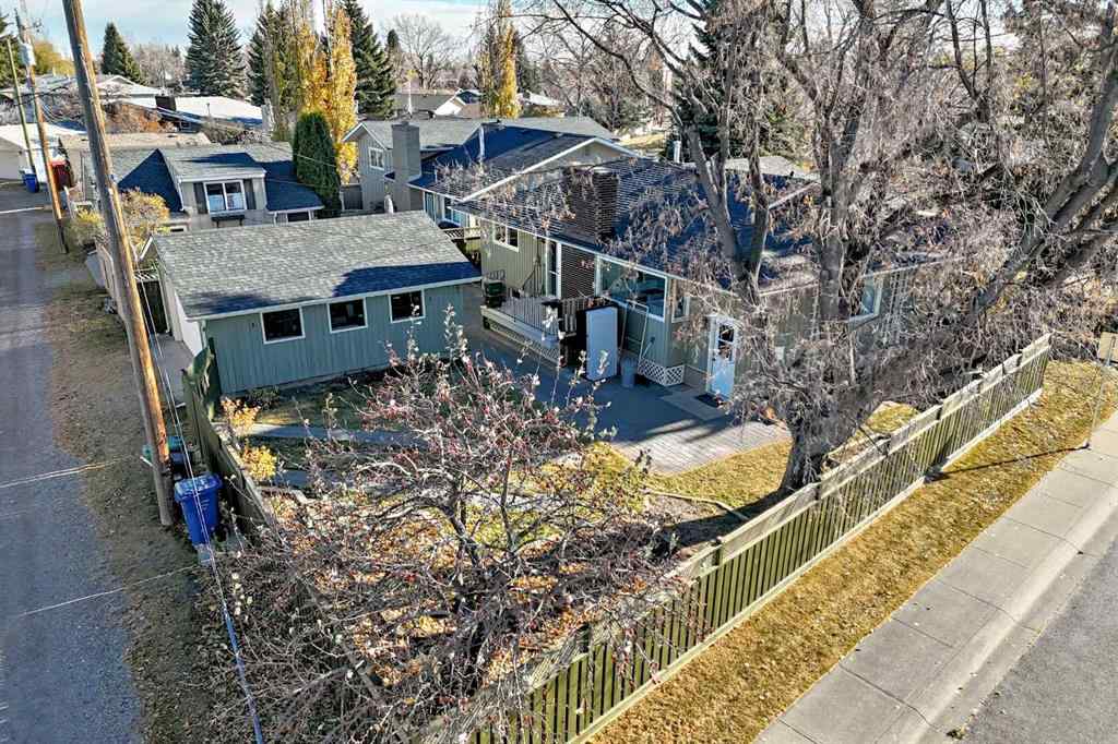 MLS® A2267783 - 255 Parkwood Close SE in Parkland Calgary, Residential