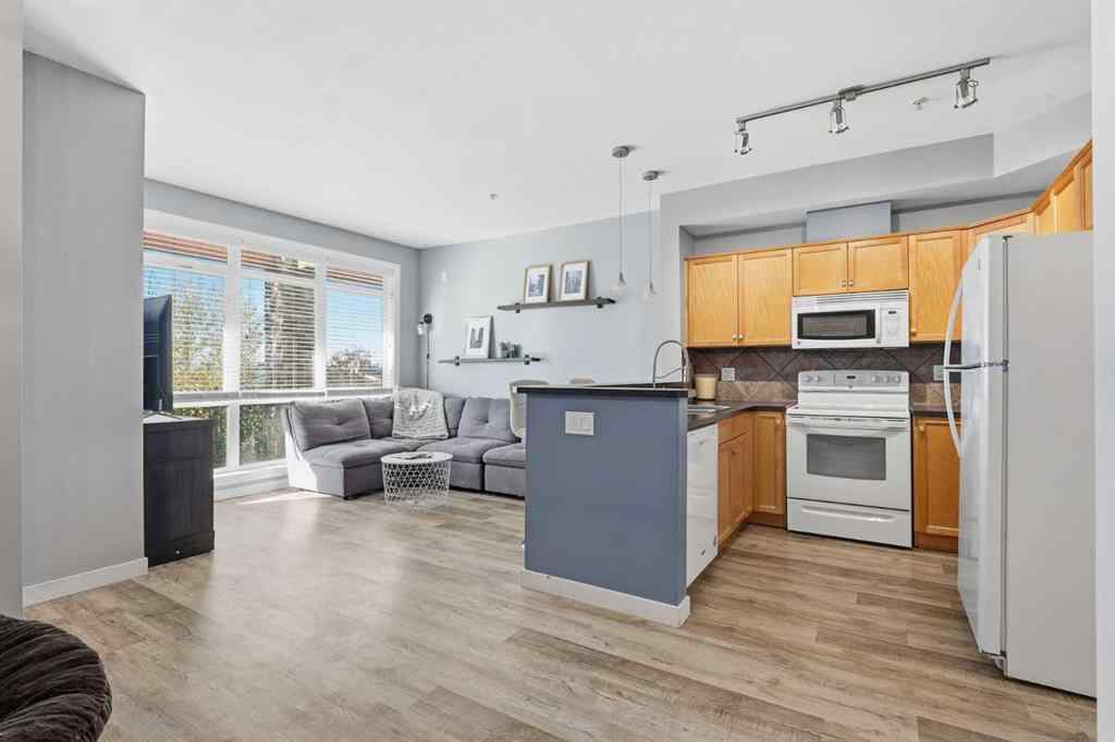 MLS® A2267784 - Unit #3 132 Rockyledge View NW in Rocky Ridge Calgary, Residential