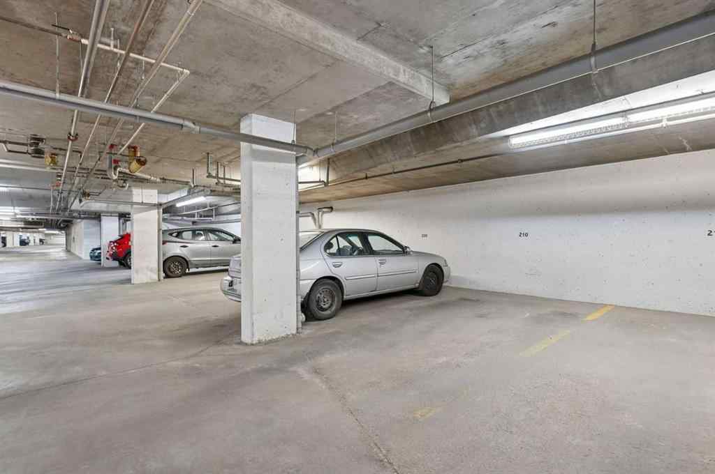 MLS® A2267784 - Unit #3 132 Rockyledge View NW in Rocky Ridge Calgary, Residential