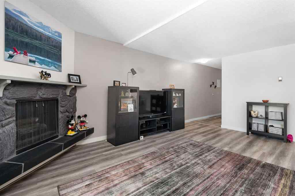 MLS® A2267787 - Unit #3201 4001C 49 Street NW in Varsity Calgary, Residential