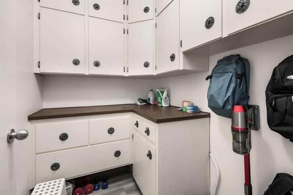 MLS® A2267787 - Unit #3201 4001C 49 Street NW in Varsity Calgary, Residential