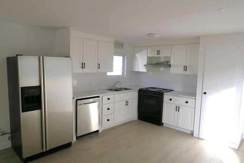 MLS® A2267788 - 817 Bayview Road  in Brentwood_Strathmore Strathmore, Residential