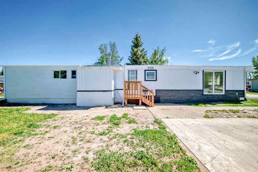 MLS® A2267788 - 817 Bayview Road  in Brentwood_Strathmore Strathmore, Residential