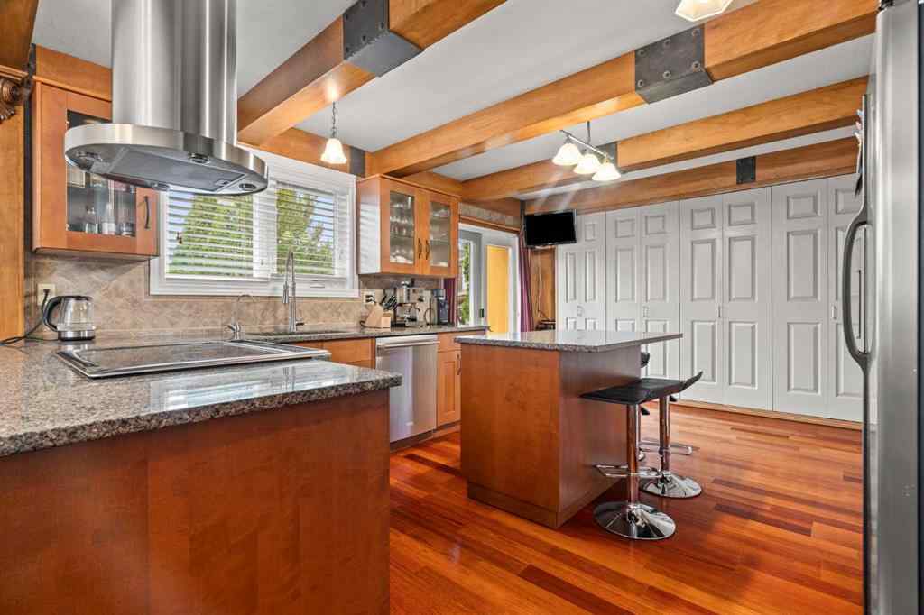 MLS® A2267789 - 124 Canterbury Drive SW in Canyon Meadows Calgary, Residential