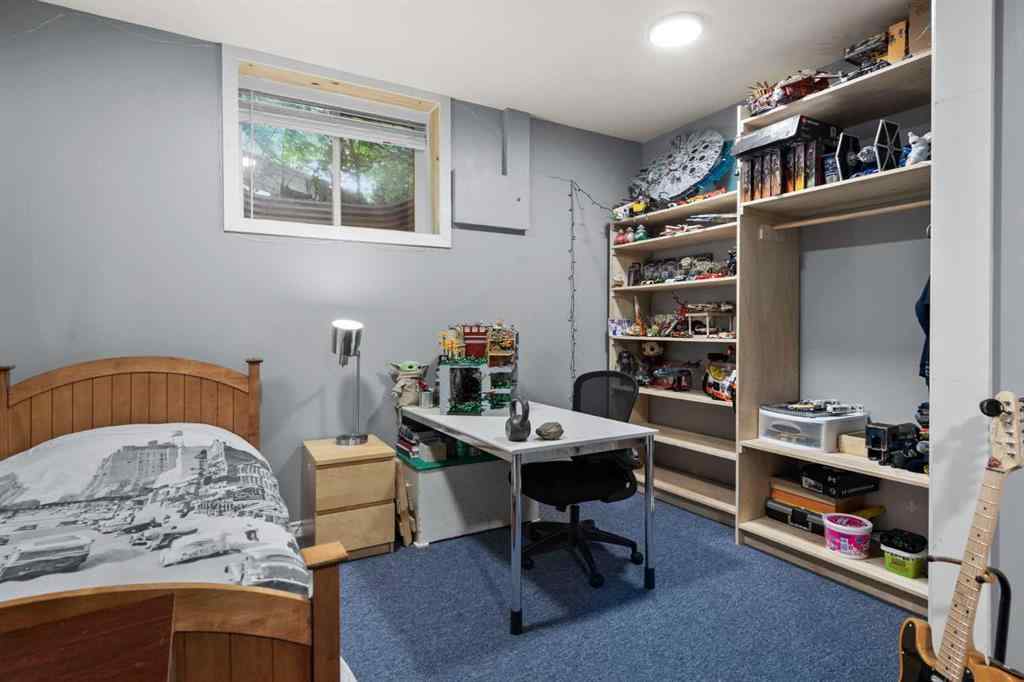 MLS® A2267791 - 73 Cumberland Drive NW in Cambrian Heights Calgary, Residential