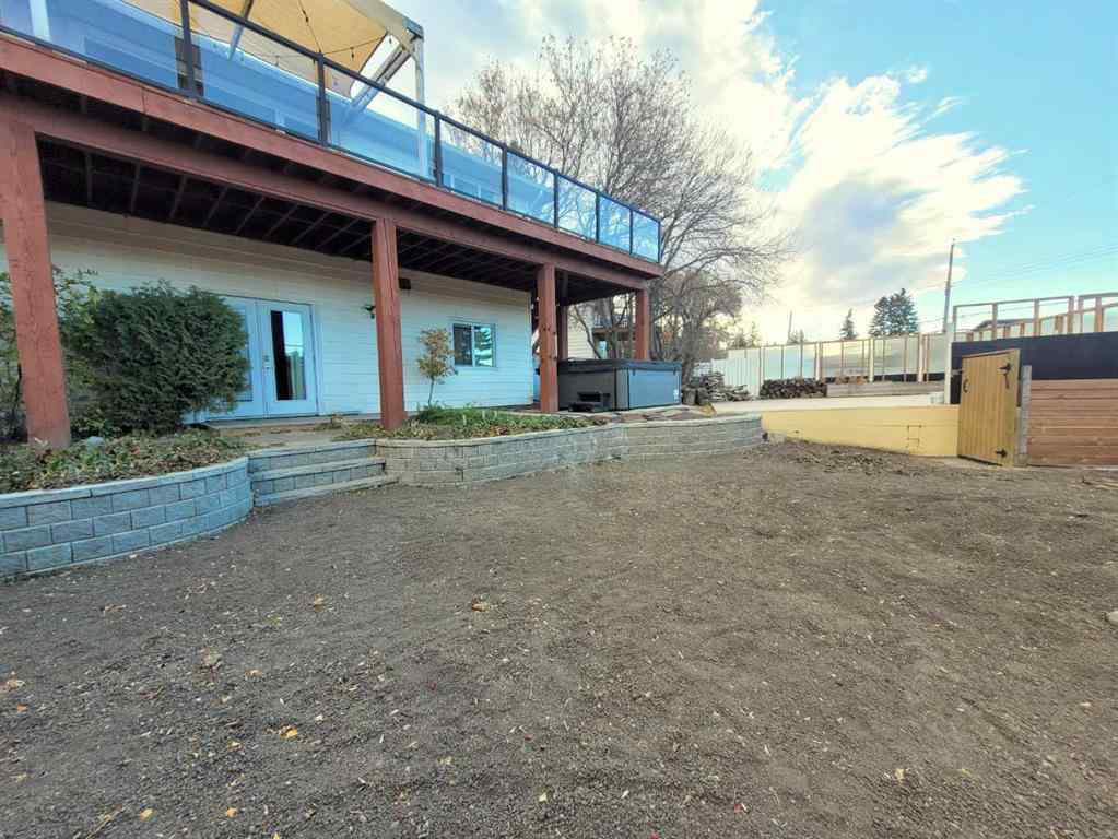 MLS® A2267791 - 73 Cumberland Drive NW in Cambrian Heights Calgary, Residential