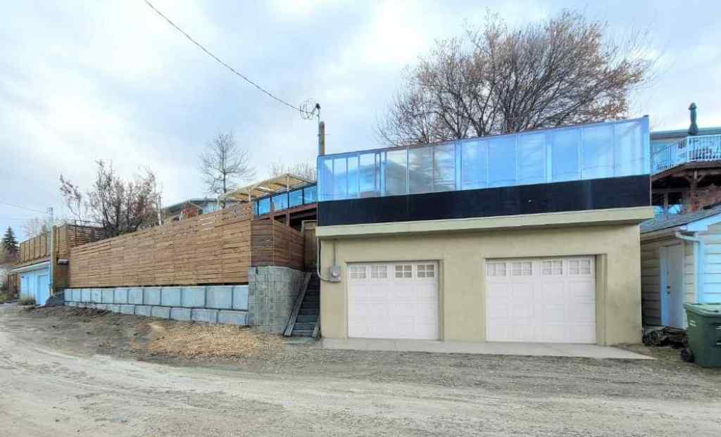 MLS® A2267791 - 73 Cumberland Drive NW in Cambrian Heights Calgary, Residential