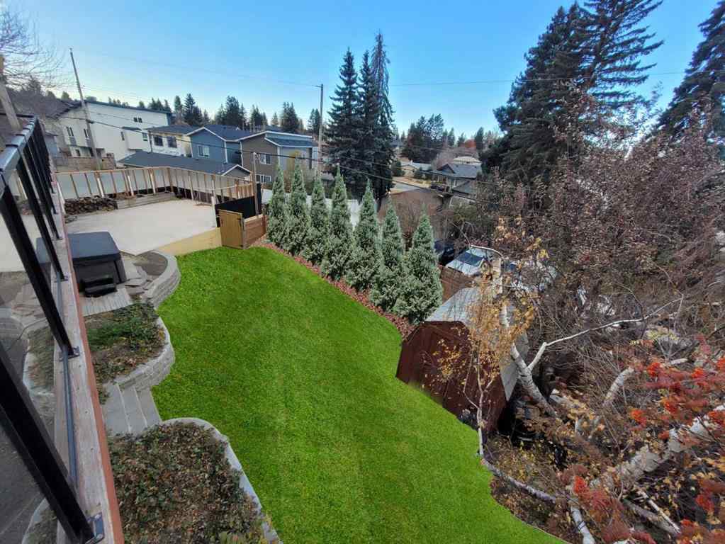 MLS® A2267791 - 73 Cumberland Drive NW in Cambrian Heights Calgary, Residential