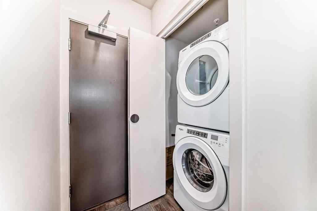 MLS® A2267793 - Unit #406 1107 Gladstone Road NW in Hillhurst Calgary, Residential