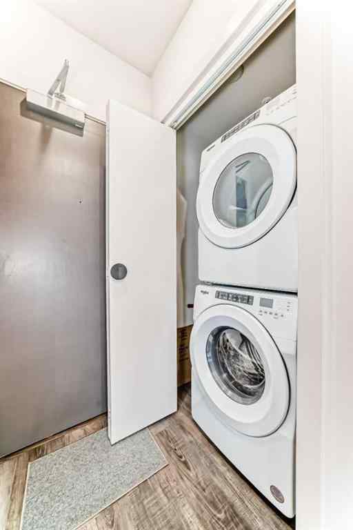 MLS® A2267793 - Unit #406 1107 Gladstone Road NW in Hillhurst Calgary, Residential