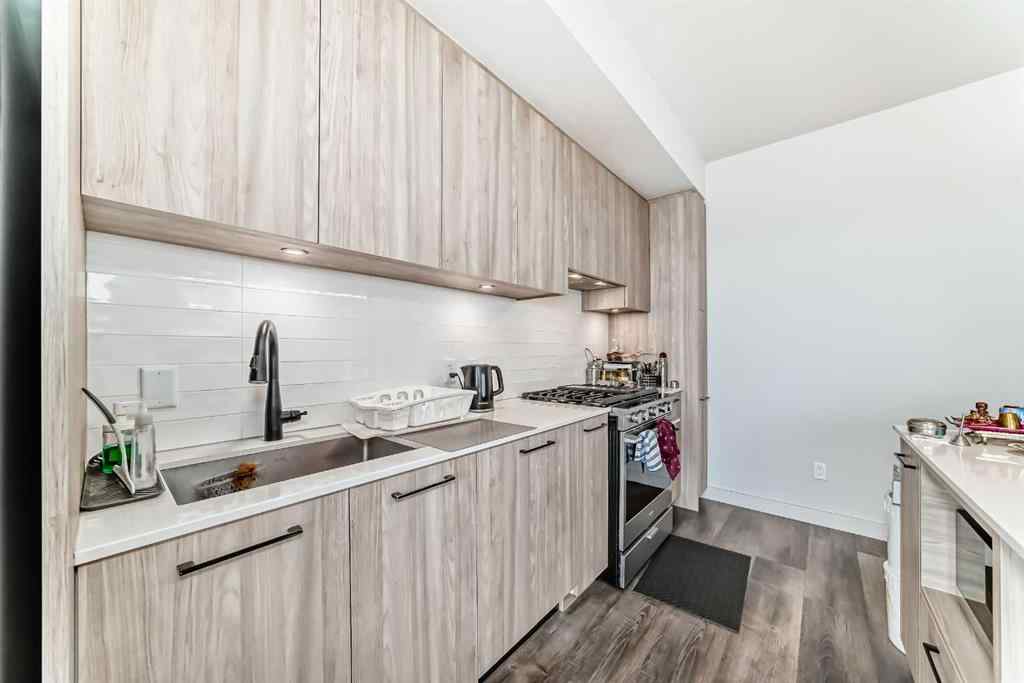 MLS® A2267793 - Unit #406 1107 Gladstone Road NW in Hillhurst Calgary, Residential