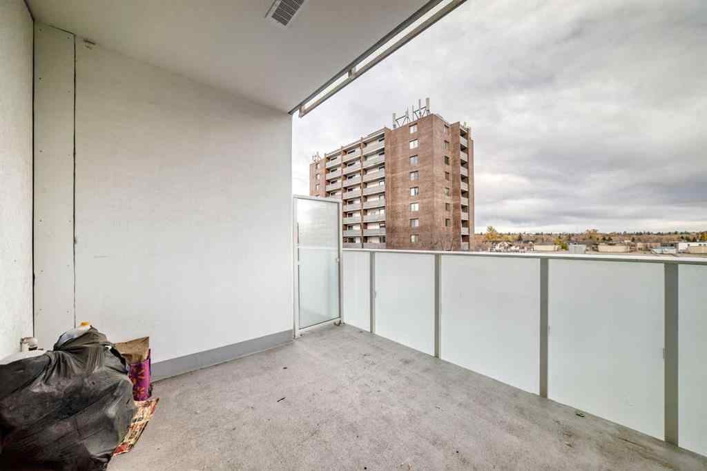 MLS® A2267793 - Unit #406 1107 Gladstone Road NW in Hillhurst Calgary, Residential