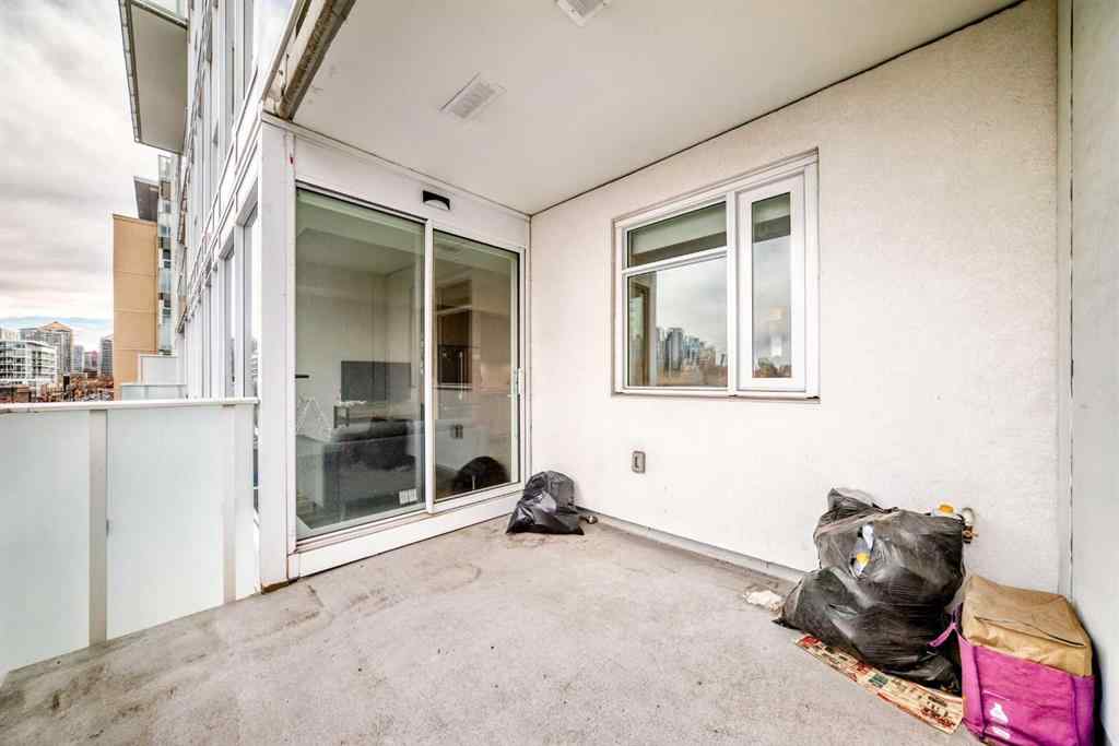 MLS® A2267793 - Unit #406 1107 Gladstone Road NW in Hillhurst Calgary, Residential